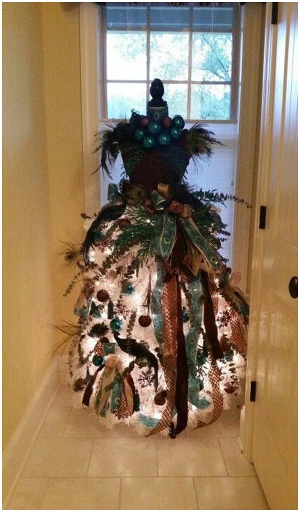 DIY Mannequin Christmas Tree Tutorial - WOW! Thumbs Up